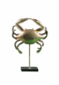 CRABE DECORATIF EN RESINE POSER AVEC SUPPORT METAL 221032cm