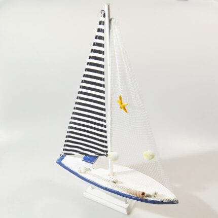 BATEAU DE PECHE EN BOIS  THEME MARIN 43,5X28 CM MC059