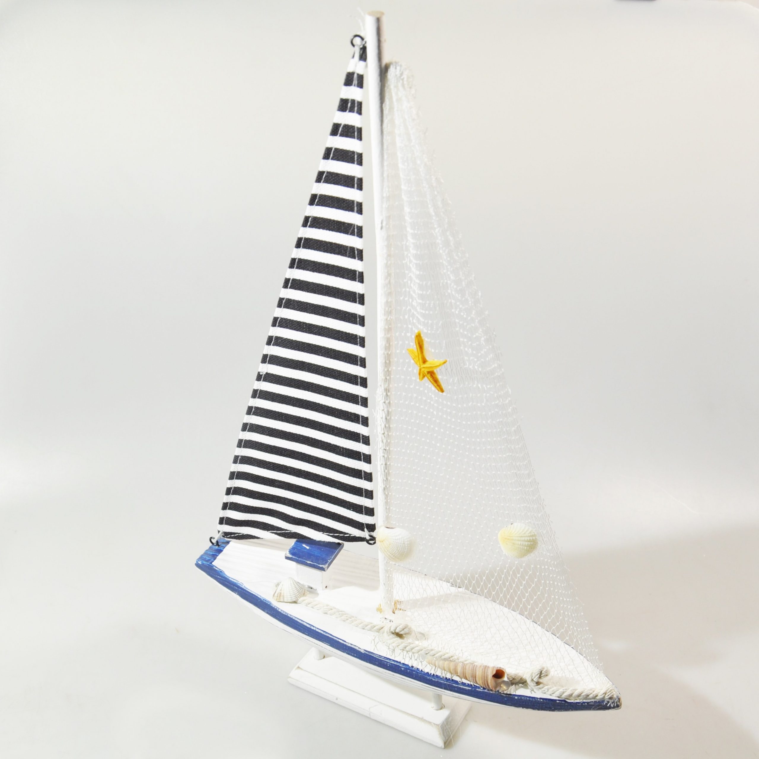 BATEAU DE PECHE EN BOIS THEME MARIN 43,5X28 CM MC059 BATEAU DE PECHE EN BOIS THEME MARIN 43,5X28 CM MC059
