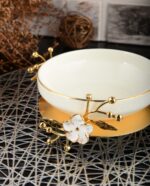 ASSIETTE PORCELAINE BLANCHE AVEC SOUS PLAT FLORAL DORE 15 CM