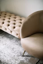 BANC POUF VELOURS BEIGE
