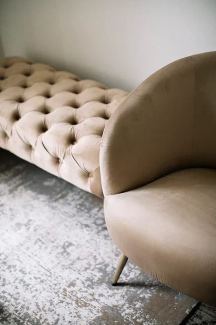 BANC POUF VELOURS BEIGE