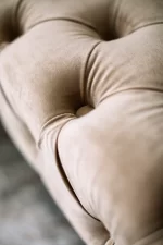 BANC POUF VELOURS BEIGE