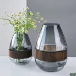 BROWNIE VASE EN VERRE GRIS PF 15x24CM
