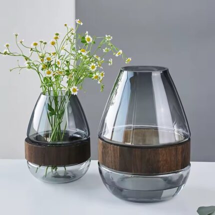 BROWNIE VASE EN VERRE GRIS PF 15x24CM