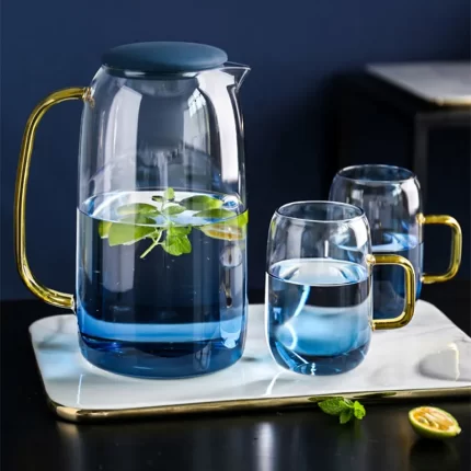 CARAFE A JUS +LOT DE 4 VERRES