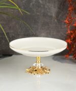 COUPE A FRUIT EN PORCELAINE BLANCHE  PIED METAL DORE