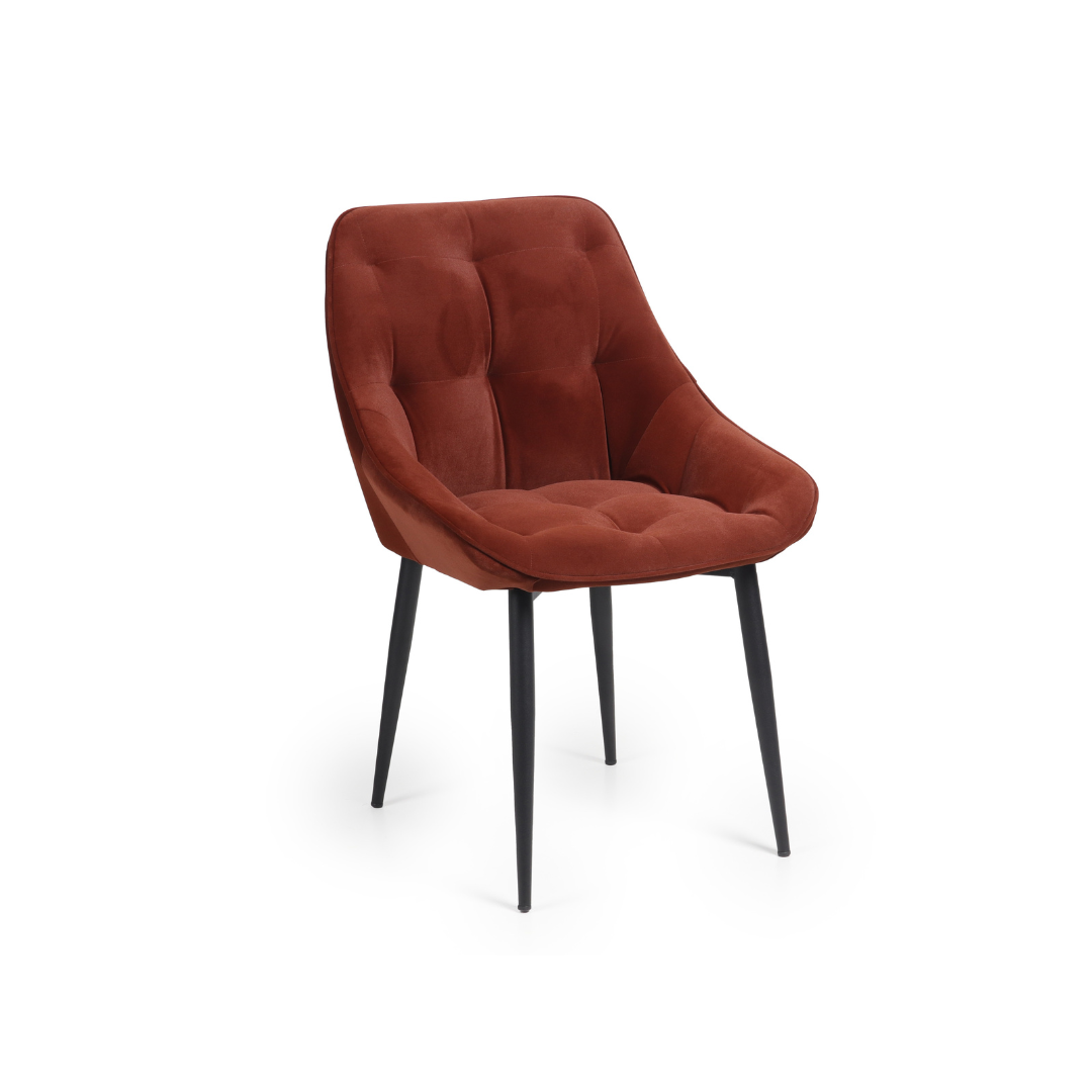 CUTOS CHAISE BRIQUE AVEC PIEDS NOIR CUTOS CHAISE BRIQUE AVEC PIEDS NOIR