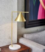 LUCIA LAMPE