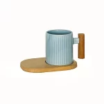 MUG ET SOUS PLAT EN BOIS