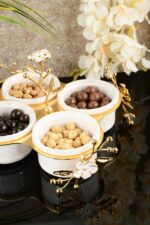 SET4 BOLS  AMUSE BOUCHE PORCELAINE AVEC SUPPORT DORE FLORAL