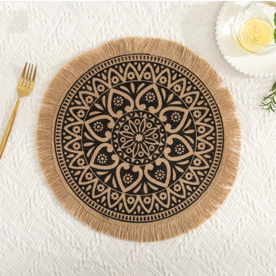 SOUS PLAT EN JUTE POMPON ROND 38x38 CM