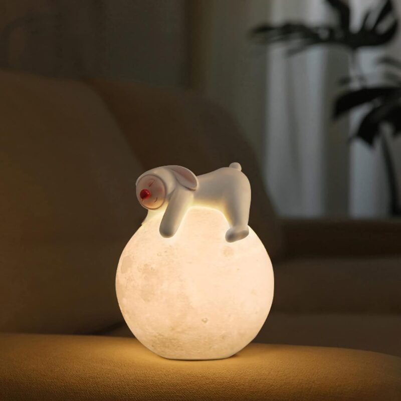 STATUE  LAPIN NEZ ROUGE AVEC BALLON
