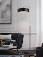 TIMA LAMPADAIRE