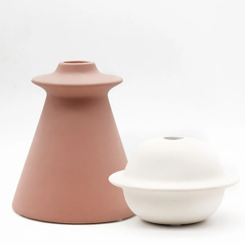 VASE PYRAMIDE